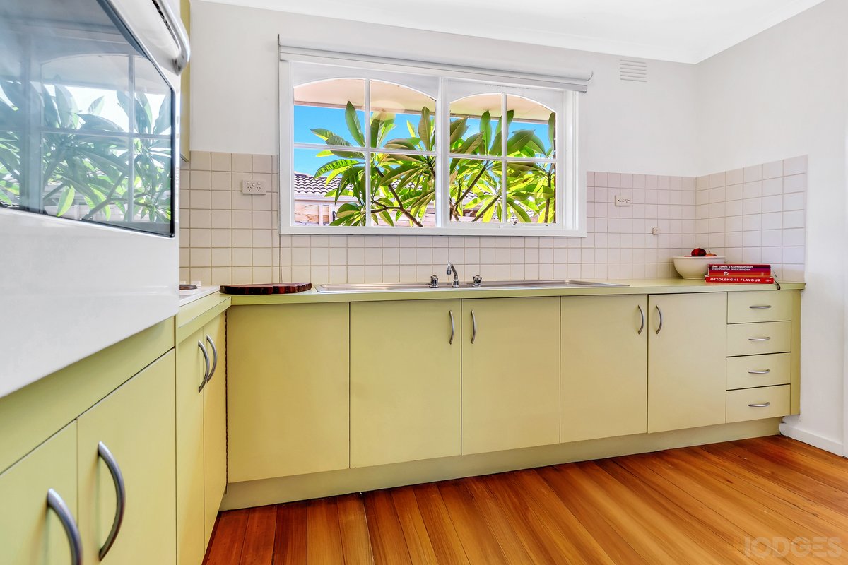 1 / 18 Chute Street Mordialloc - Residential for sale