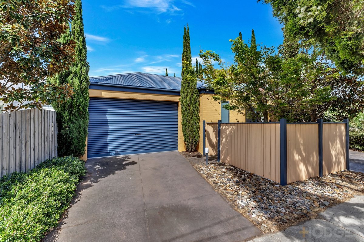 1 / 18 Mac Crescent Parkdale - Residential for sale