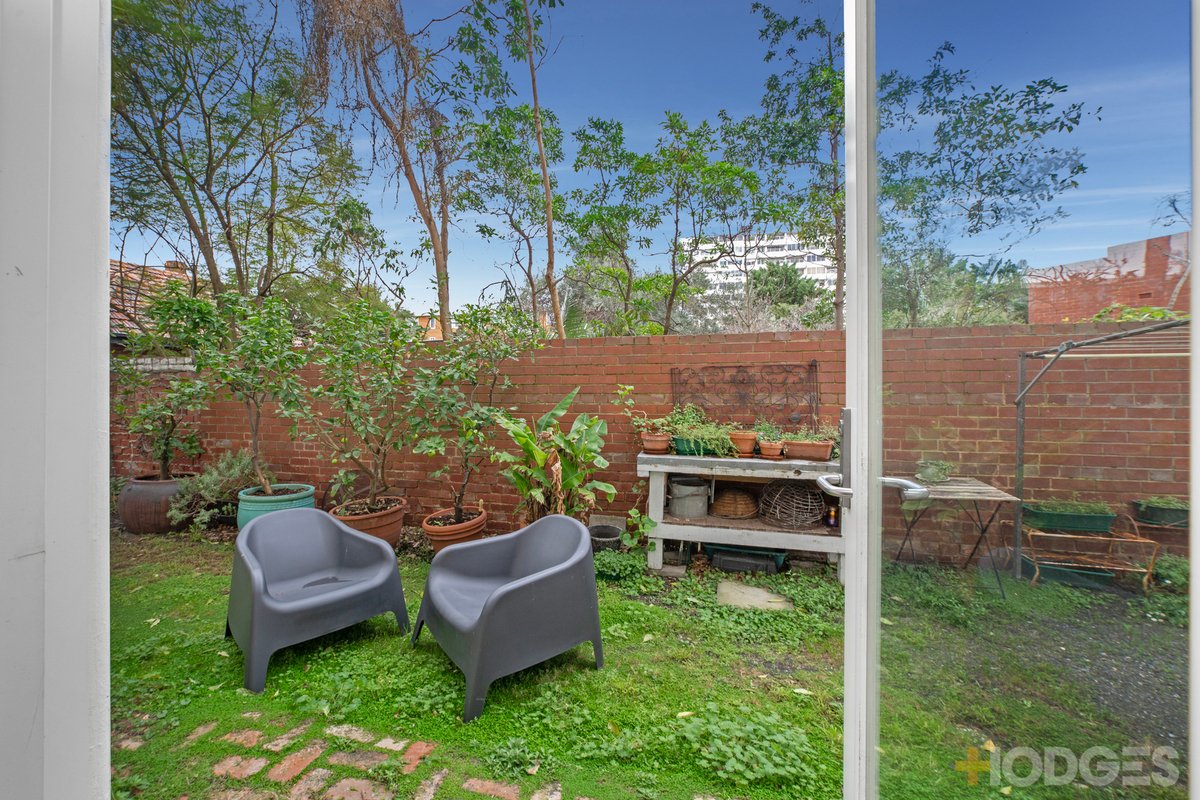 1 / 19 Shakespeare Grove St Kilda - Residential for sale