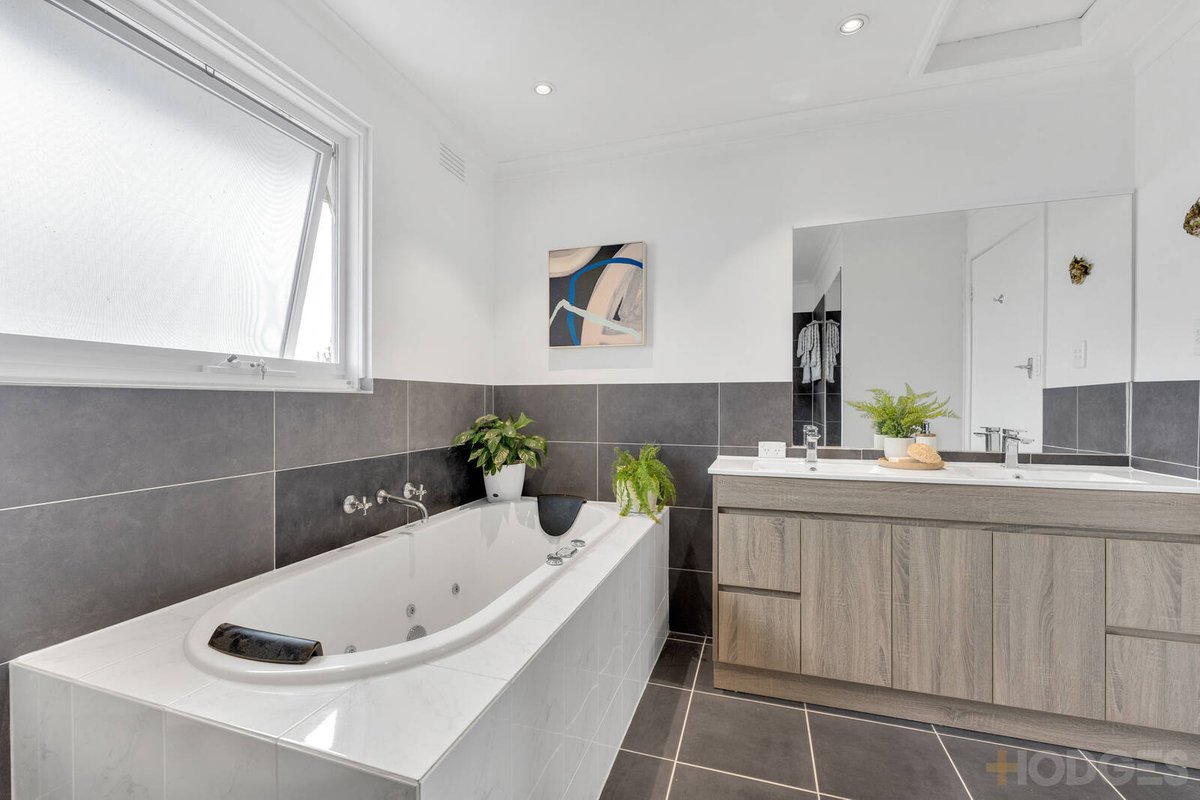 1 / 1A Somme Parade Edithvale - Residential for sale
