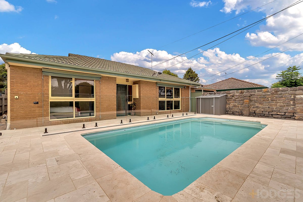 12 Carinya Avenue Aspendale - Residential for sale
