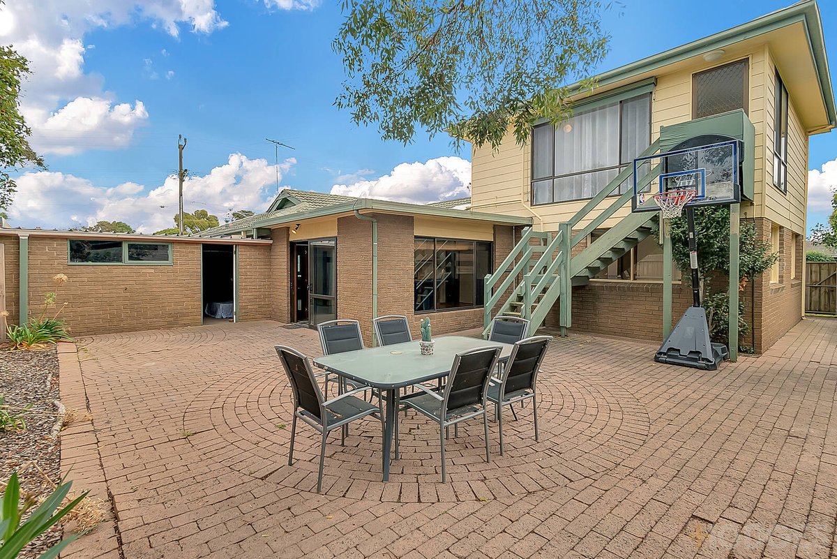 12 Carinya Avenue Aspendale - Residential for sale
