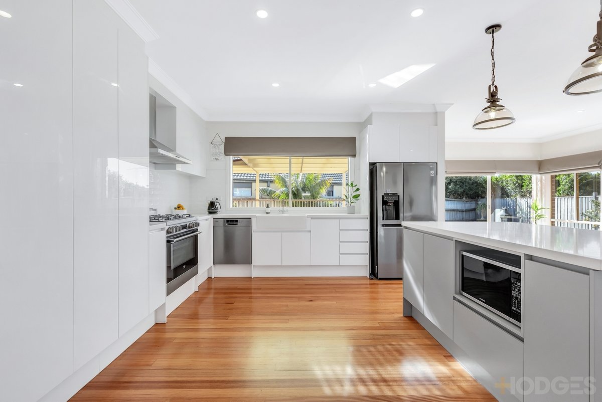 12 Carpentaria Court Aspendale Gardens - Residential for sale