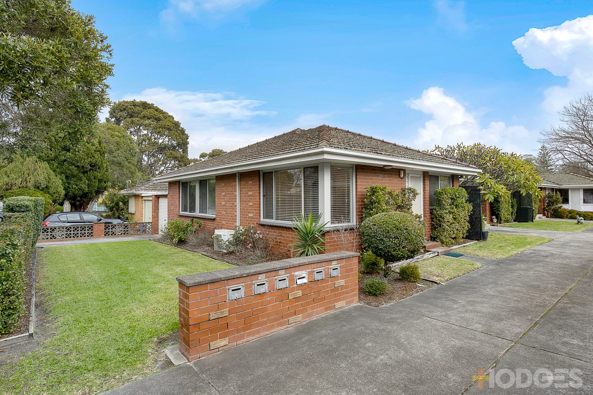 1 / 2 Coles Court Beaumaris - 2 bedroom property