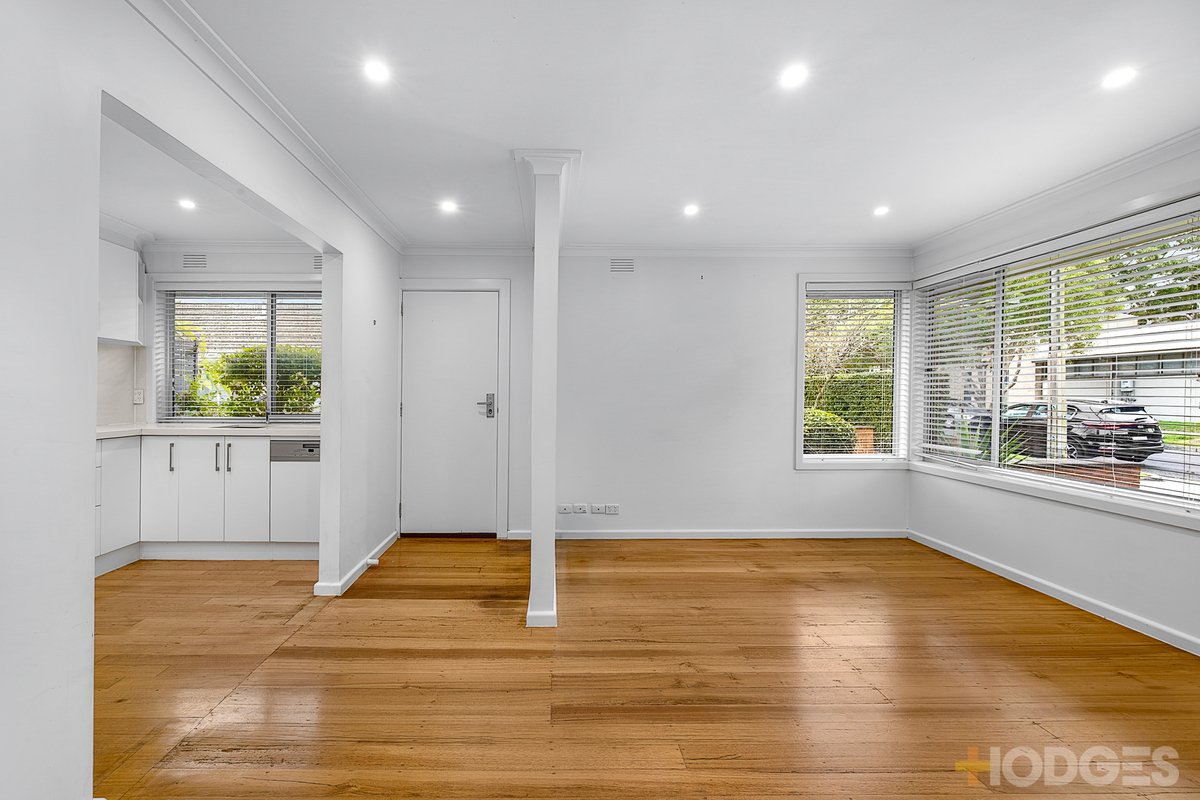 1 / 2 Coles Court Beaumaris - Residential for sale