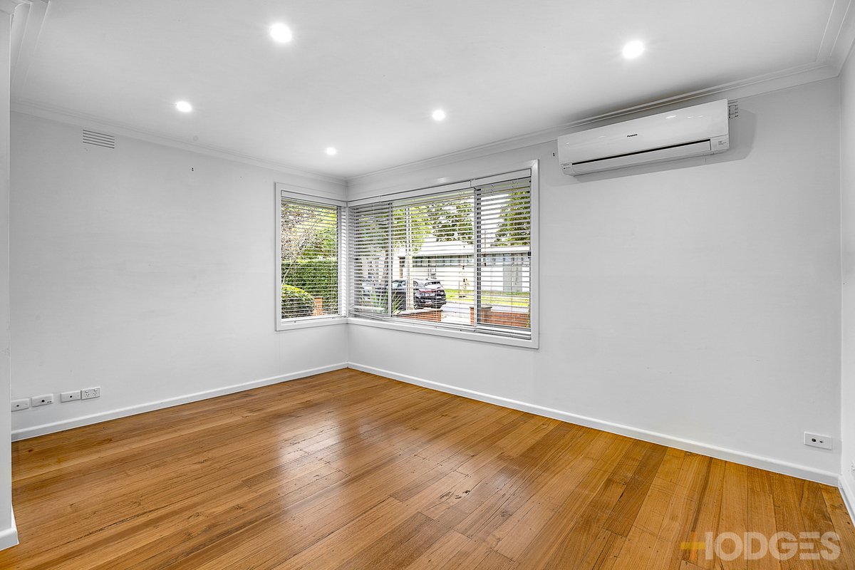 1 / 2 Coles Court Beaumaris - Residential for sale