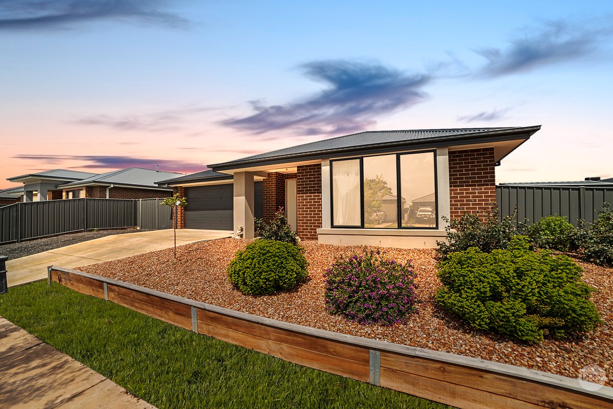 12 Daisy Street, HUNTLY VIC 3551