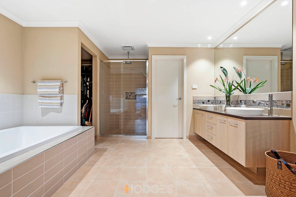 12 De Havilland Circuit Williams Landing - Residential for sale