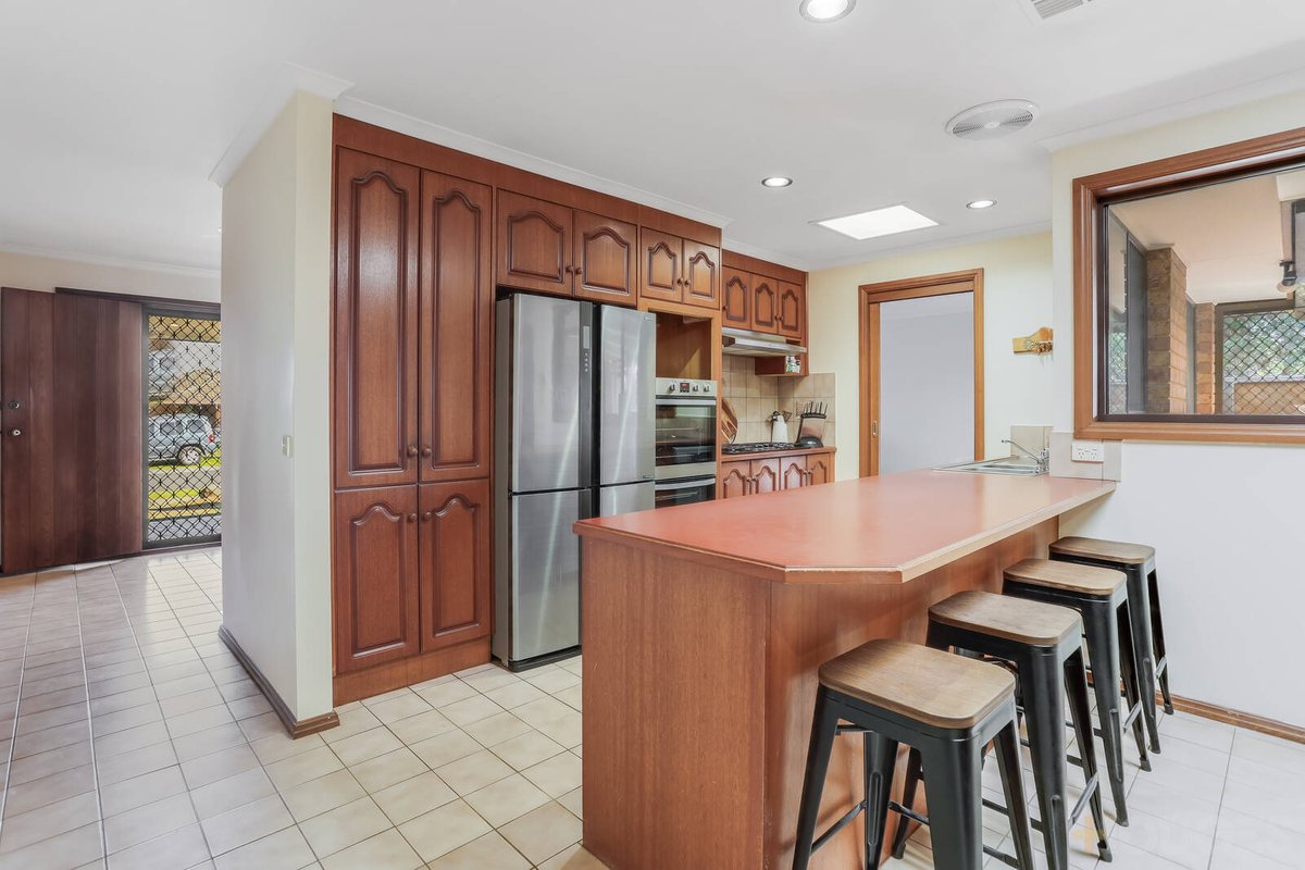 12 Hawkesbury Road Werribee - Residential for sale