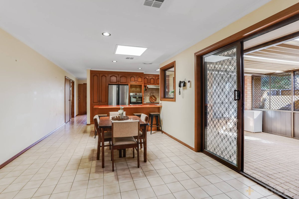 12 Hawkesbury Road Werribee - Residential for sale