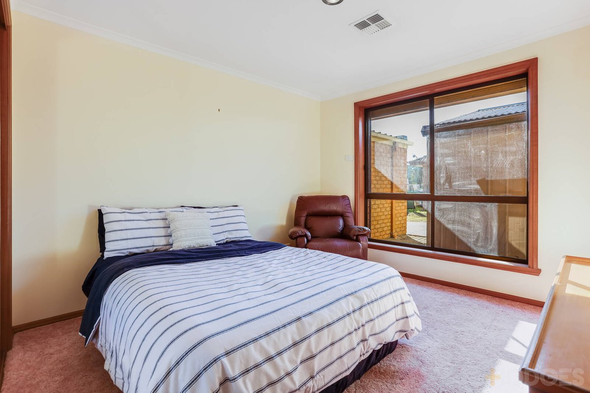 12 Hawkesbury Road Werribee - Residential for sale