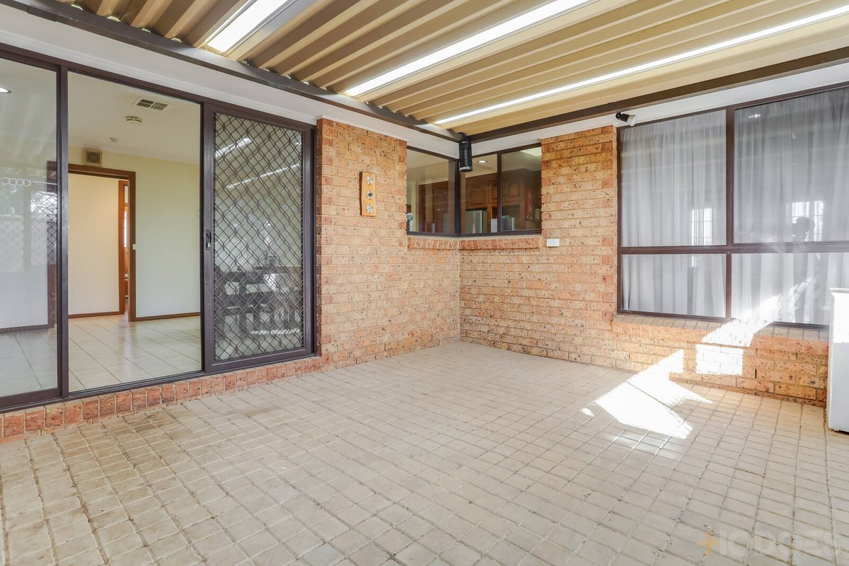 12 Hawkesbury Road Werribee - Residential for sale