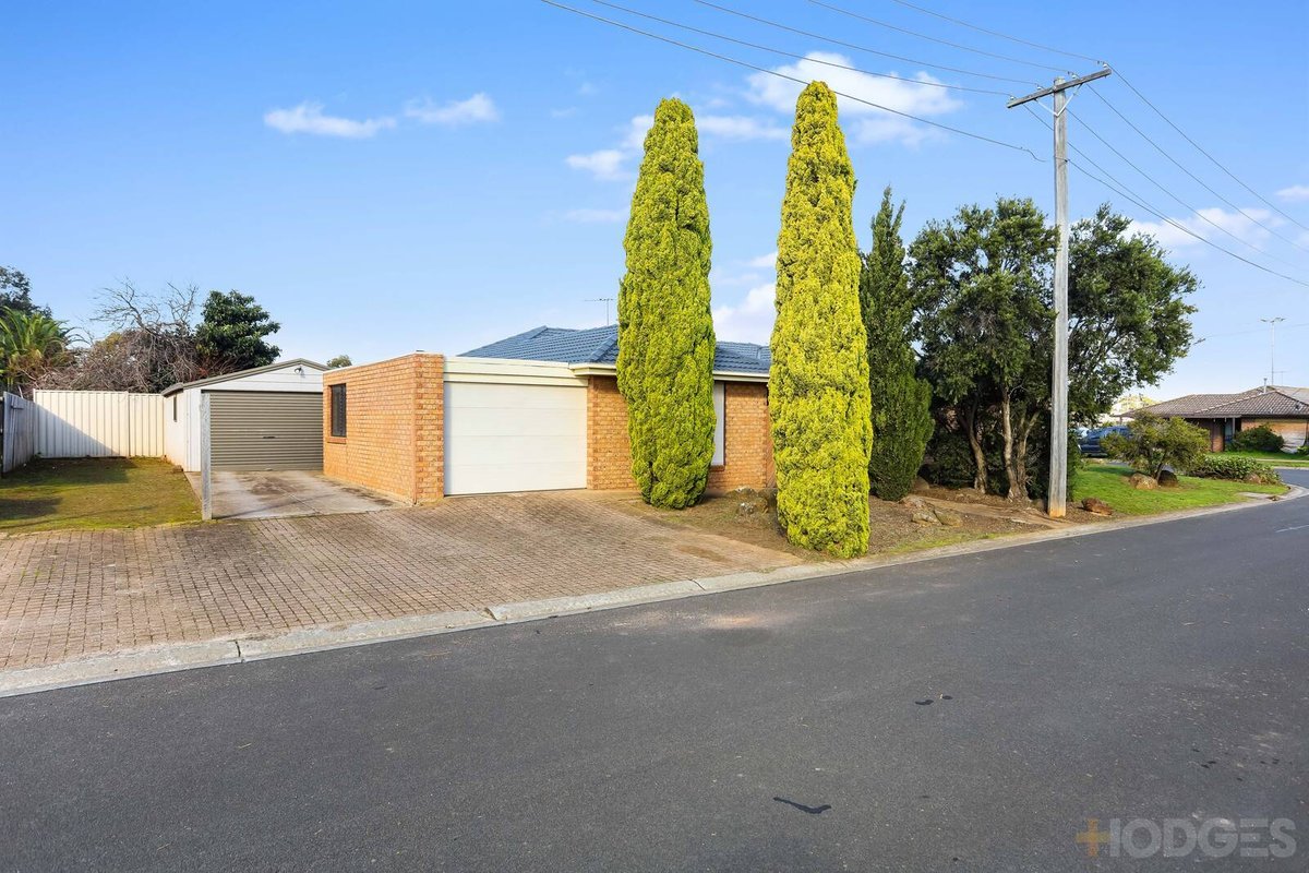 12 Hawkesbury Road Werribee - Residential for sale