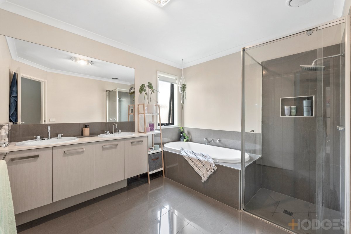 12 Inglewood Lane Ocean Grove - Residential for sale