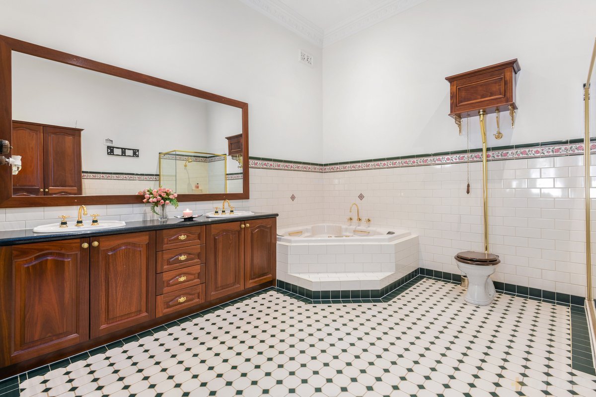 12 Meridian Drive South Morang - Residential for sale