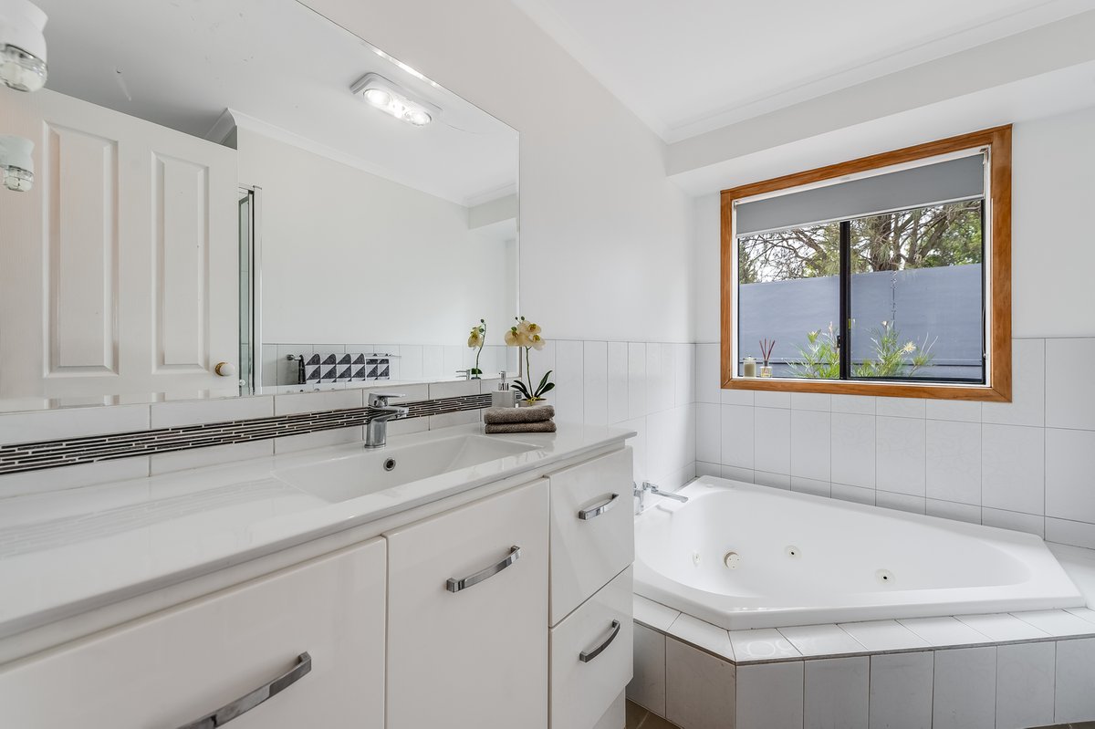 12 Mississippi Place Werribee - Residential for sale