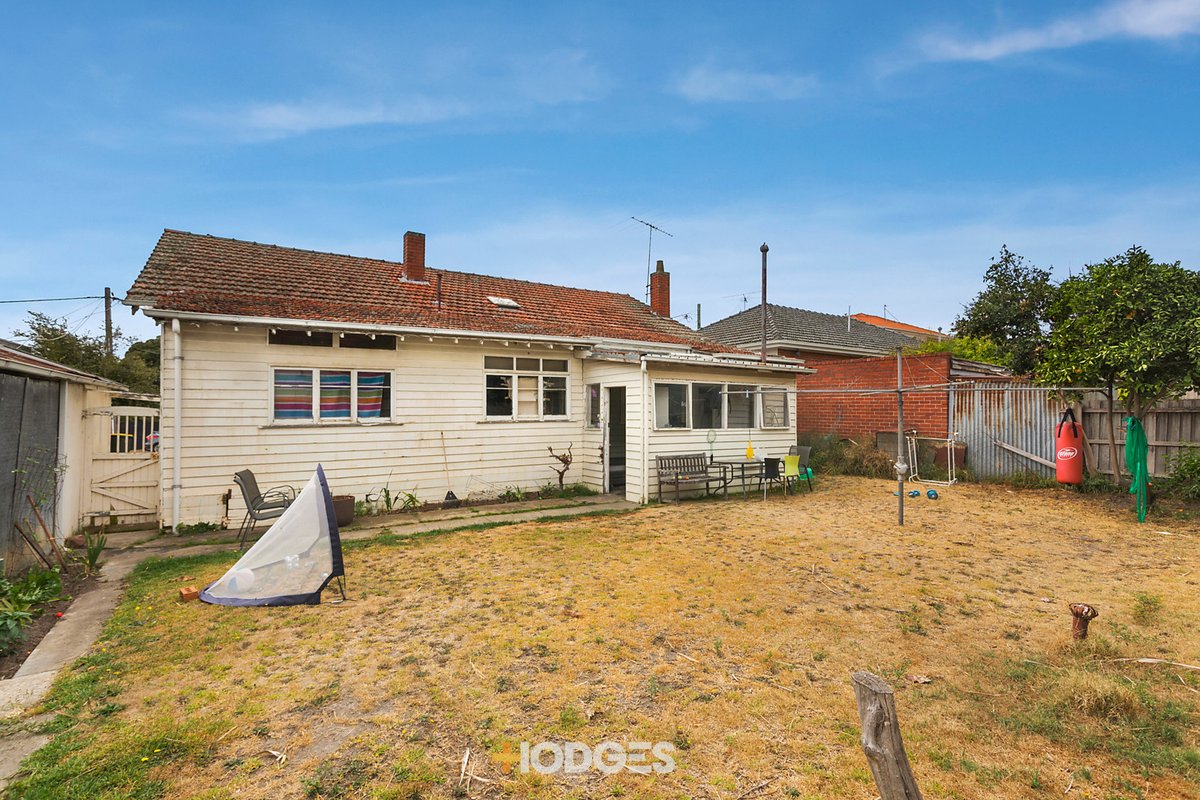 12 Oak Crescent Caulfield North - Residential for sale