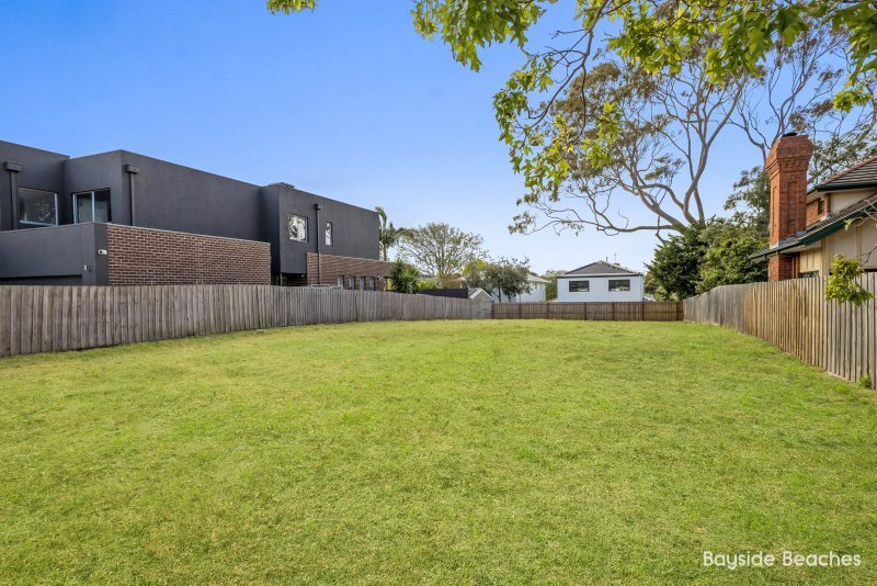 12 Oak Street BEAUMARIS - Residential for sale