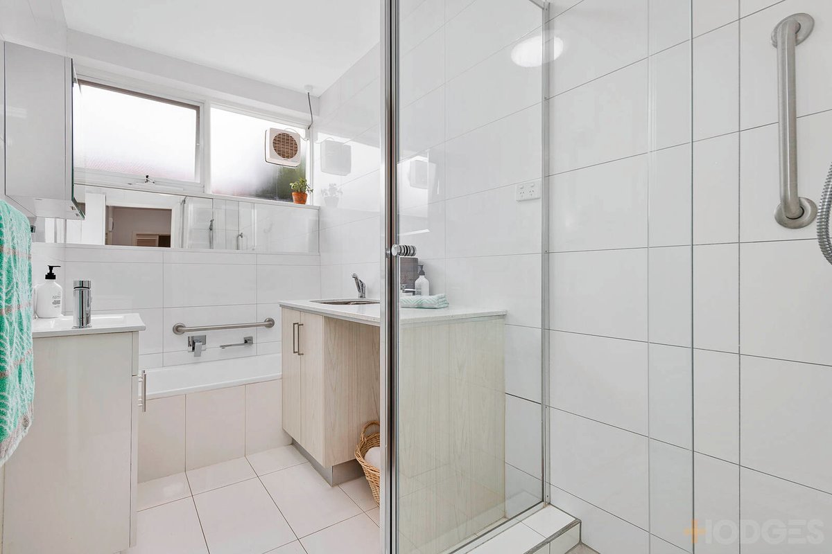 1 / 2 Parkside Street Elsternwick - Residential for sale