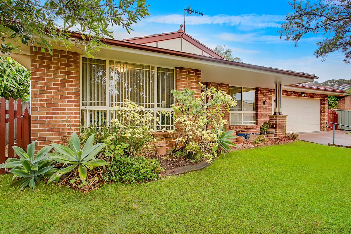 12 Peach Grove, LAURIETON NSW 2443