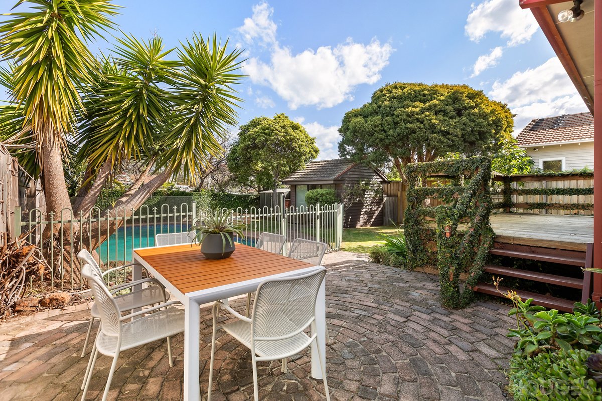 12 Rouen Street Hampton - Residential for sale