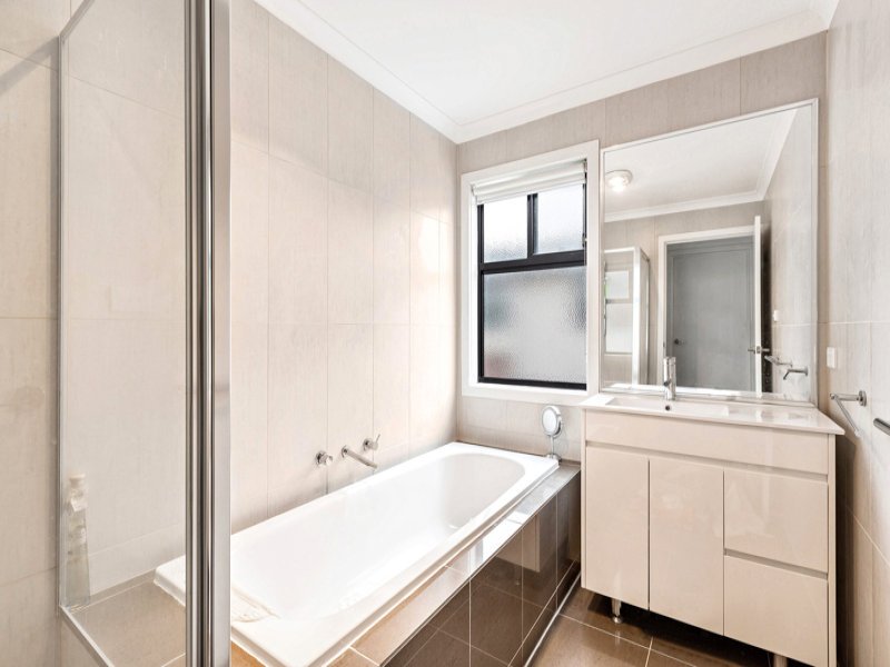 1 / 2 Scovell Crescent MAIDSTONE - Residential for sale