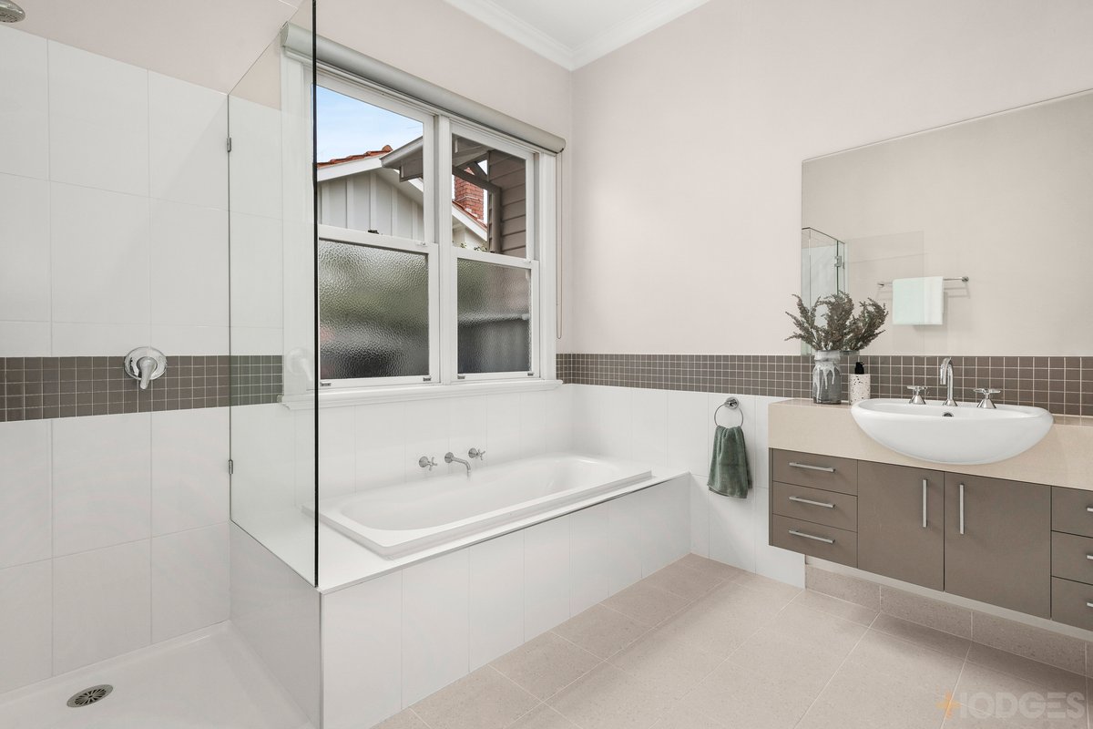 12 Storey Avenue Hampton - Residential for sale