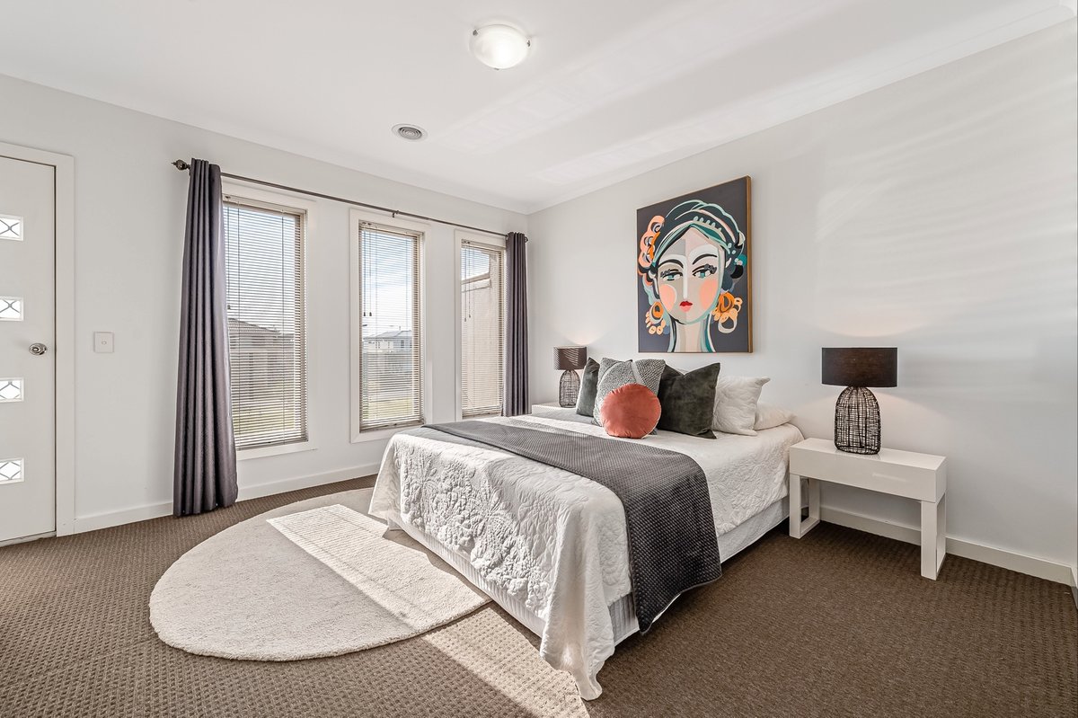 1 / 2 Tedesco Court Werribee - Residential for sale