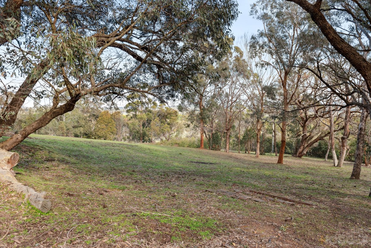 12 Trainers Drive Kilmore - Residential for sale