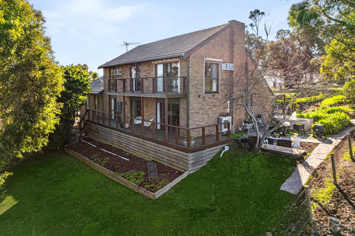 12 Trainers Drive Kilmore - Residential for sale