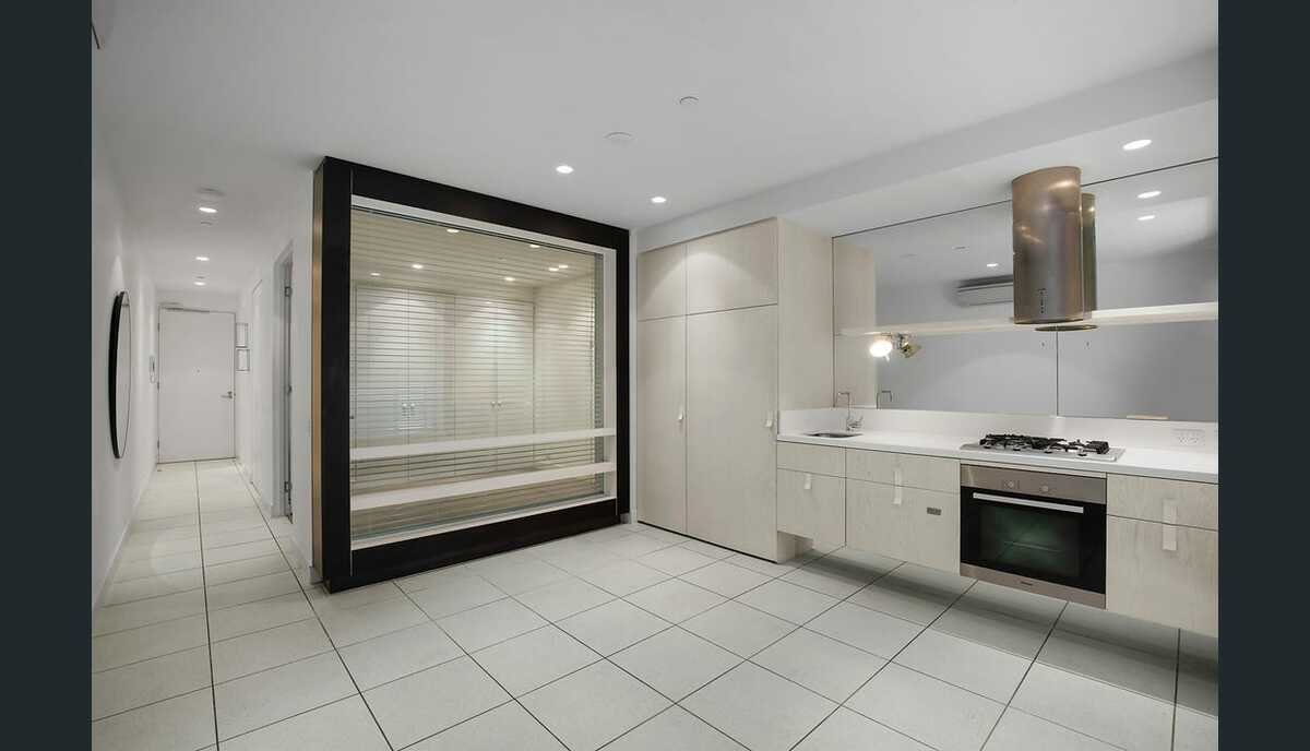 1202 / 12-14 Claremont Street SOUTH YARRA - 1 bedroom property