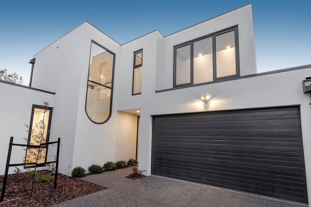1 / 204A South Road Brighton East - 5 bedroom property