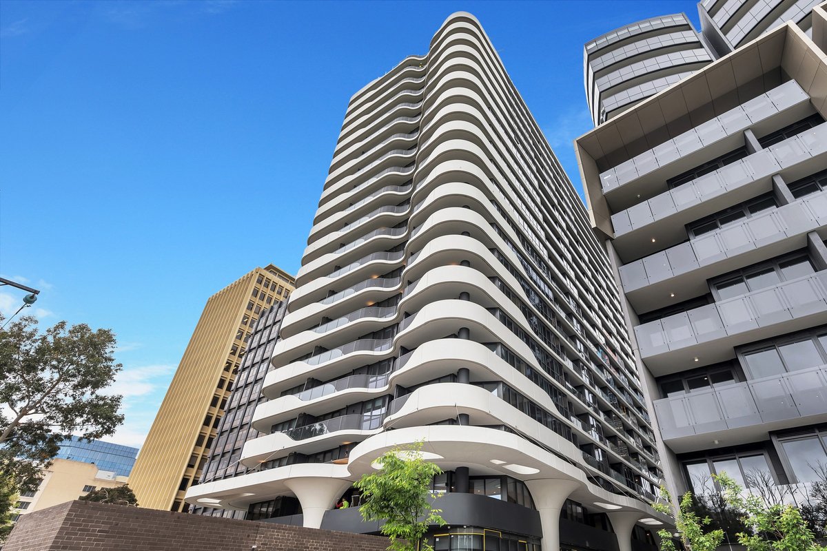 1206 / 12 Queens Rd Melbourne - 2 bedroom property