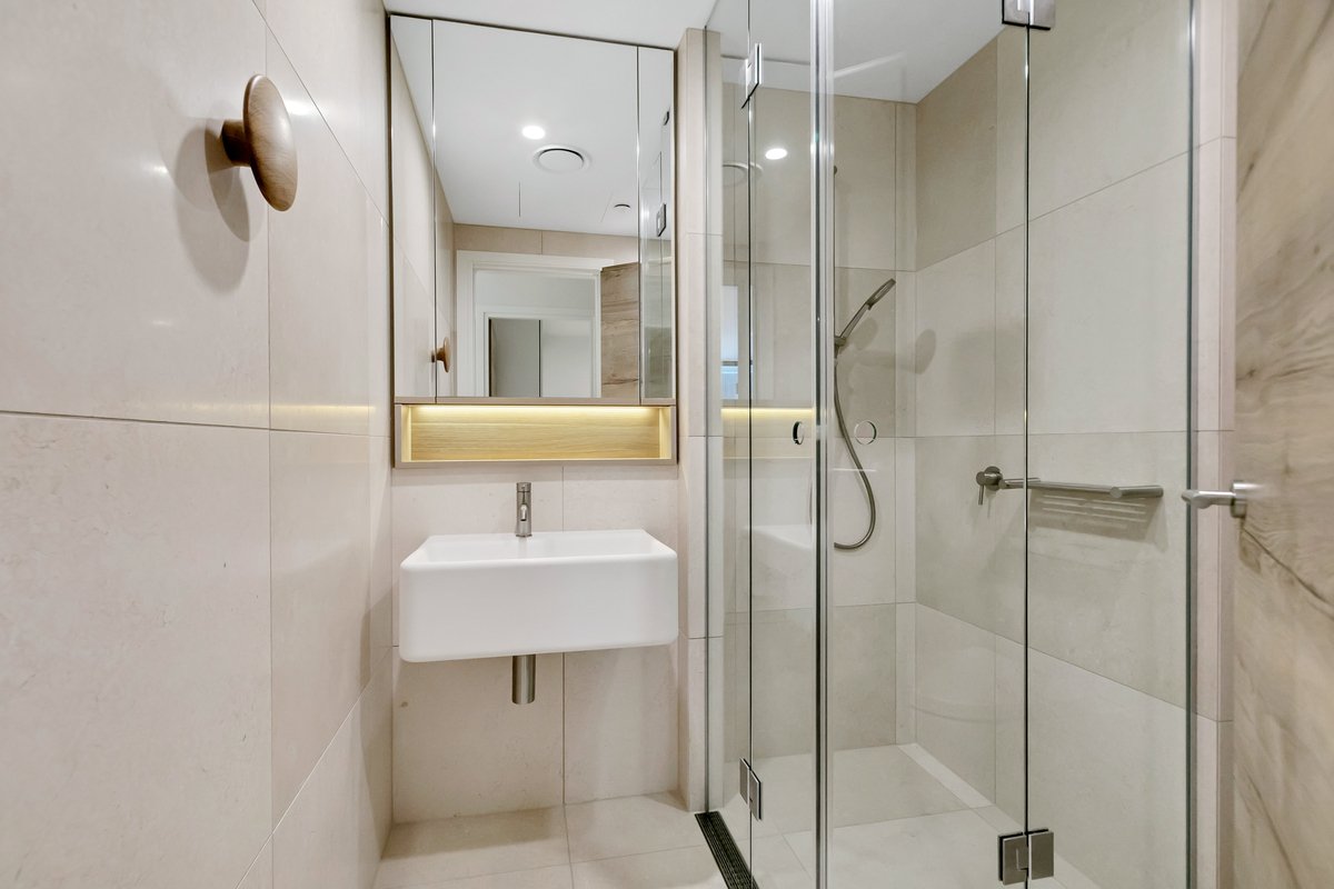 1206 / 12 Queens Rd Melbourne - Residential for lease