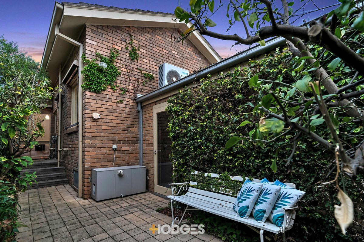 1/21 Alicia Street Hampton - Residential for sale