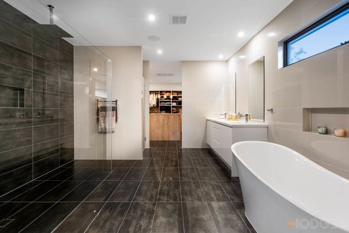 121 Beatrice Street Cheltenham - Residential for sale