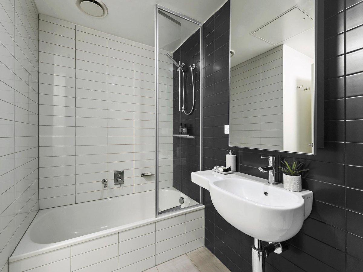 1212 / 200 Spencer Street MELBOURNE - Residential for sale