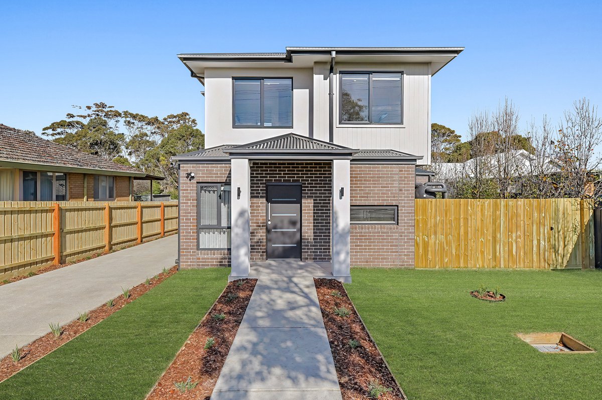 1 / 215 Eastbourne Road ROSEBUD - Residential for sale