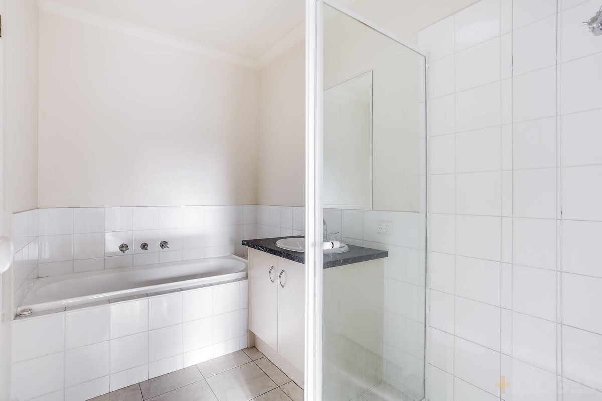 12 / 15A Hooker Road Werribee - Residential for sale