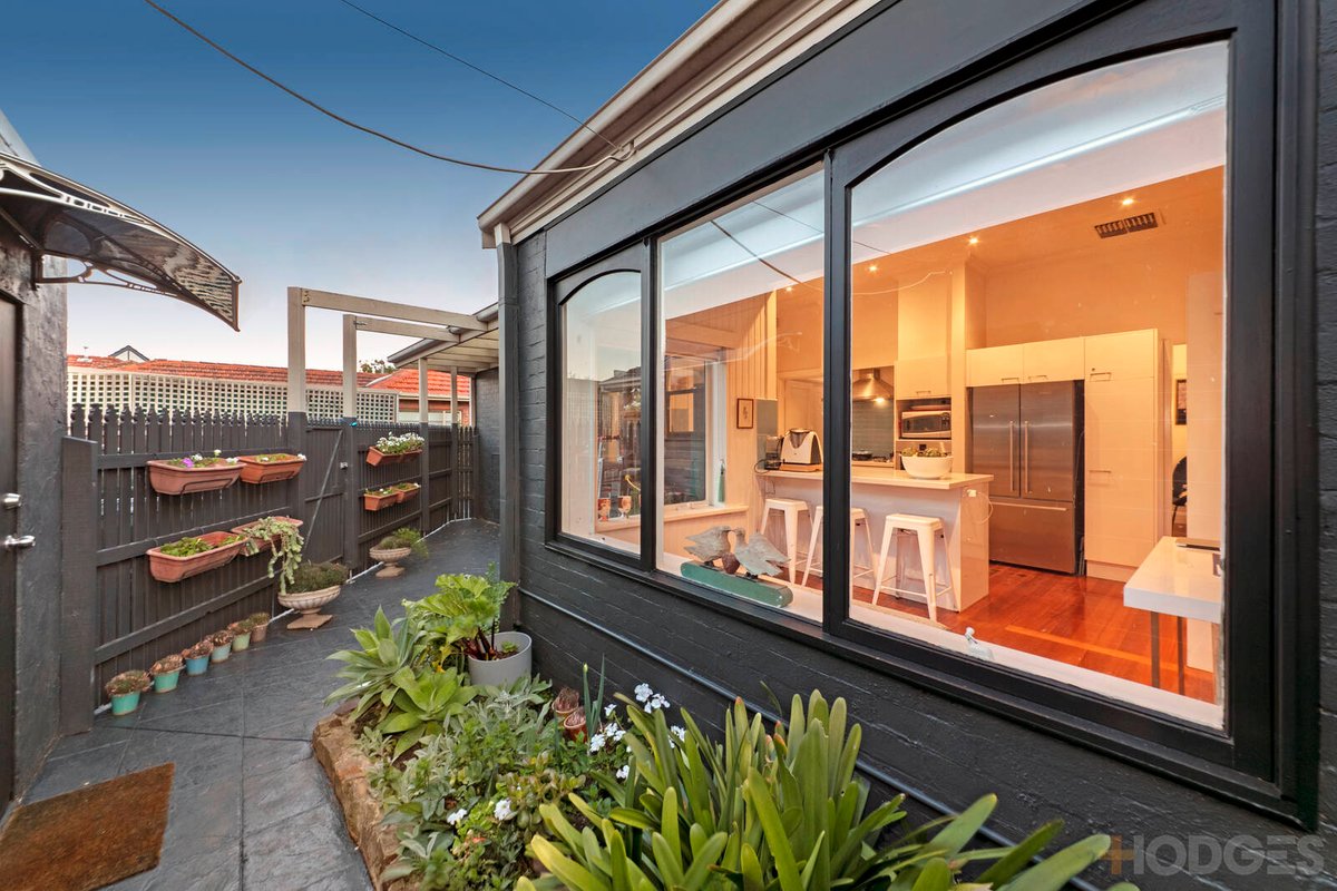 1 / 223 Centre Road Bentleigh - Residential for sale