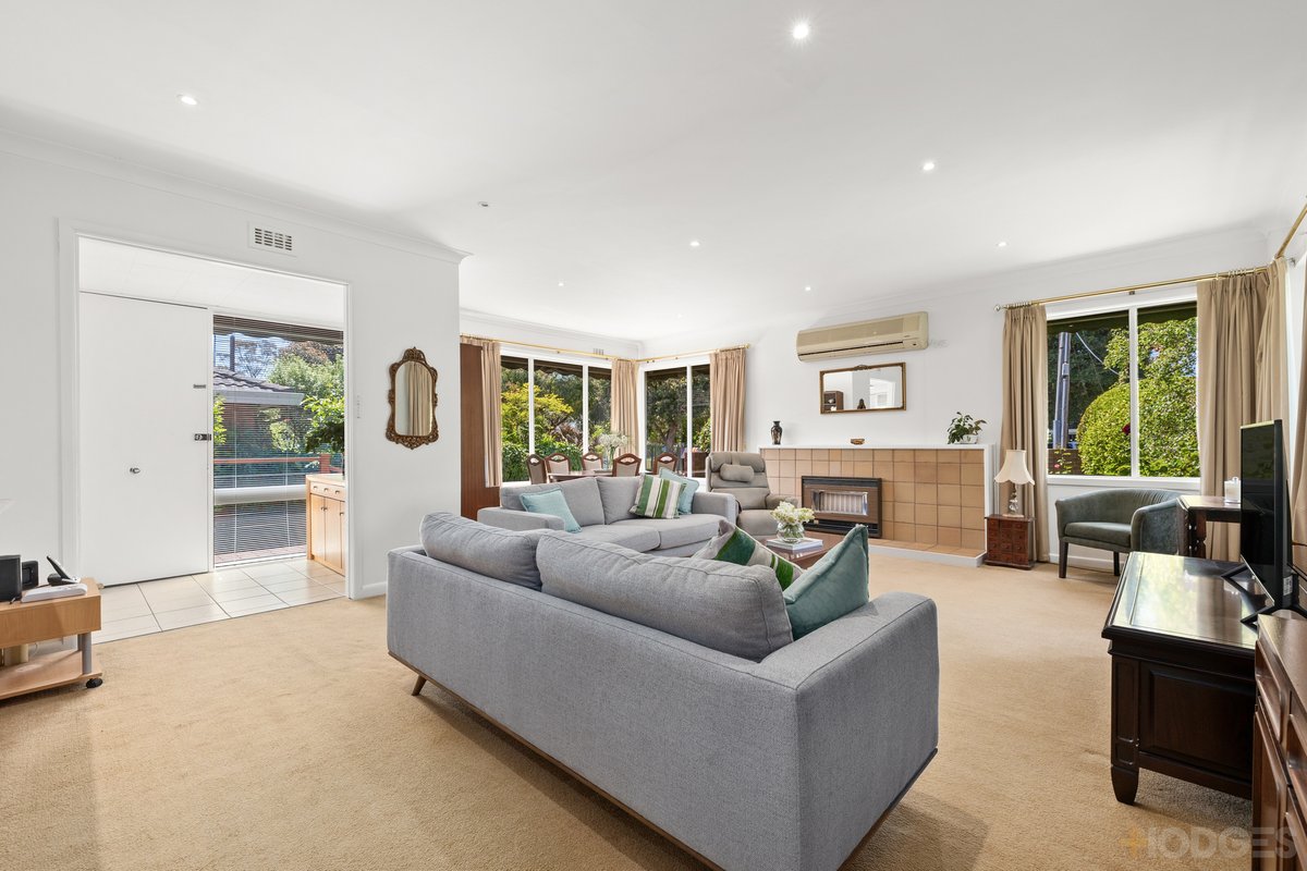 1 / 23 Olympic Avenue Cheltenham - Residential for sale