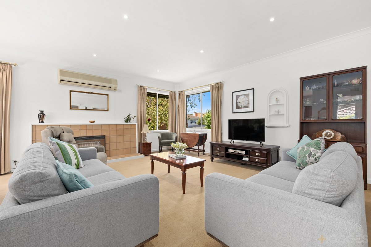 1 / 23 Olympic Avenue Cheltenham - Residential for sale