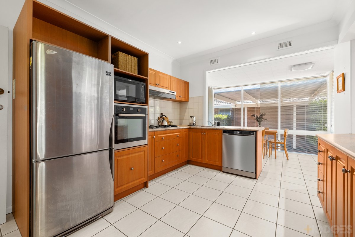 1 / 23 Olympic Avenue Cheltenham - Residential for sale