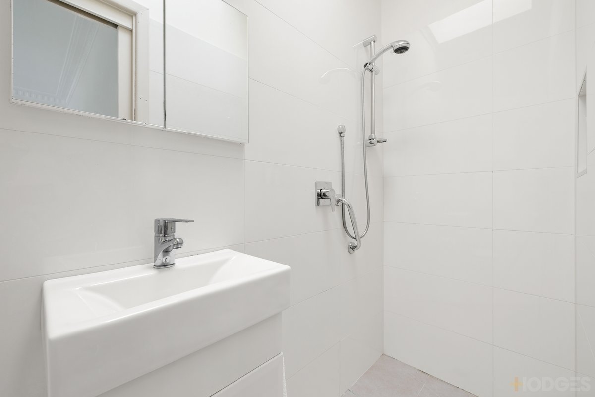 1 / 23 Olympic Avenue Cheltenham - Residential for sale