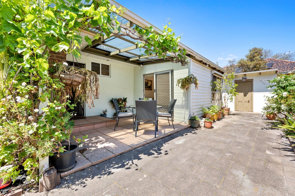1 / 23 Olympic Avenue Cheltenham - Residential for sale