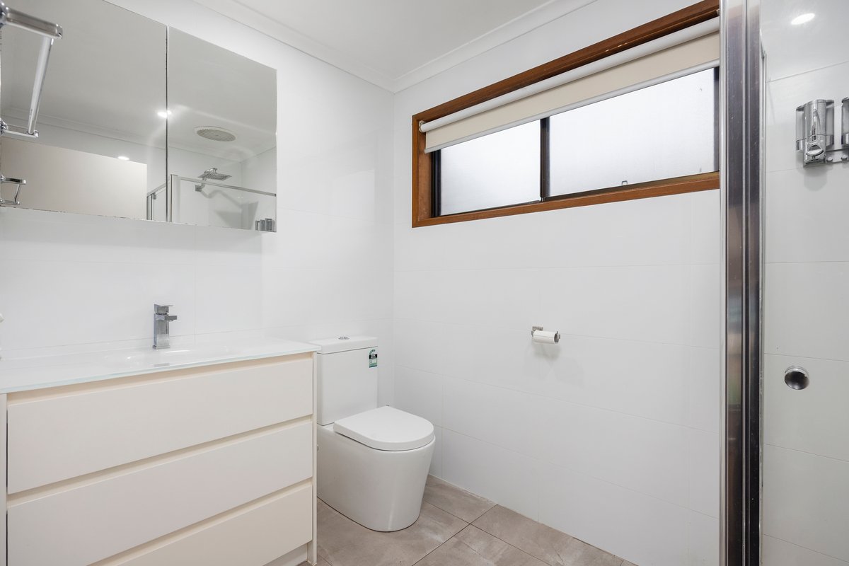 123 Third Avenue ROSEBUD - Residential for lease