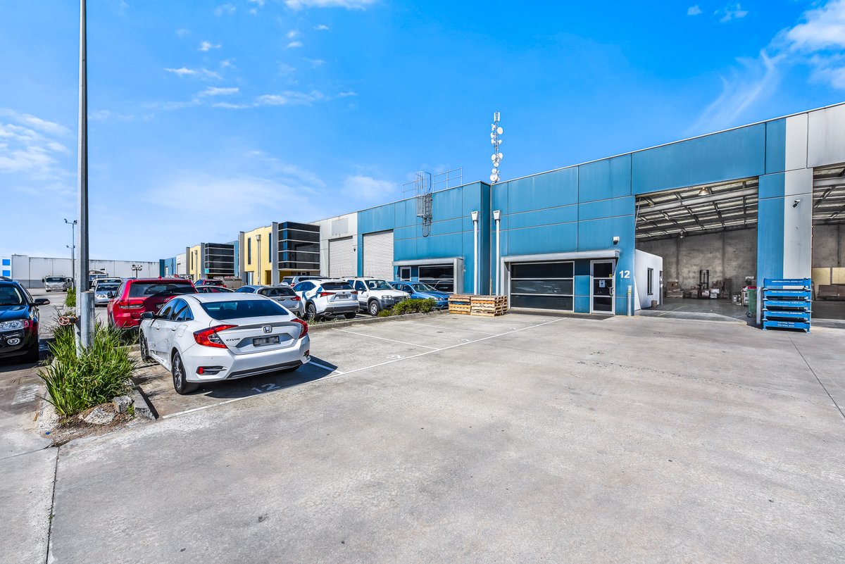 12 / 35-41 Westpool Drive HALLAM property