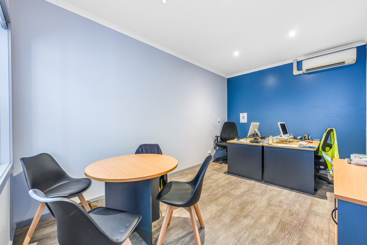 12 / 35-41 Westpool Drive HALLAM - Commercial for sale