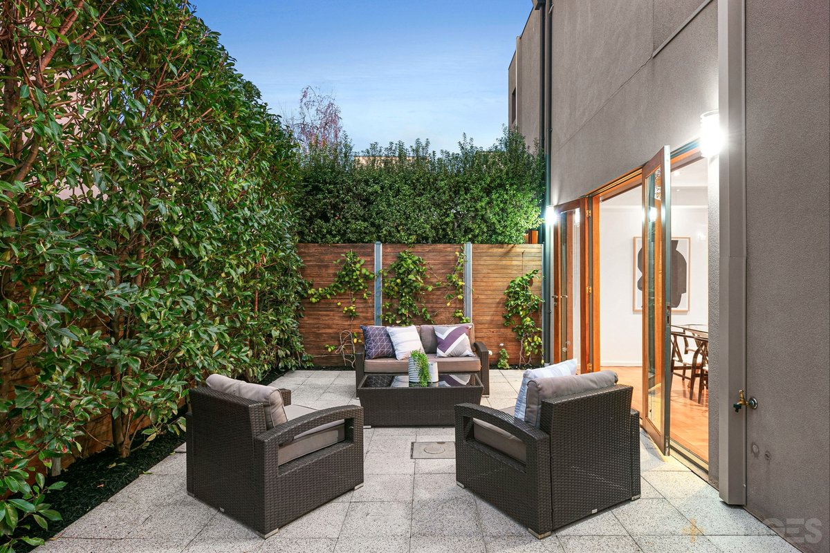 124 Booran Road Glen Huntly - Residential for sale