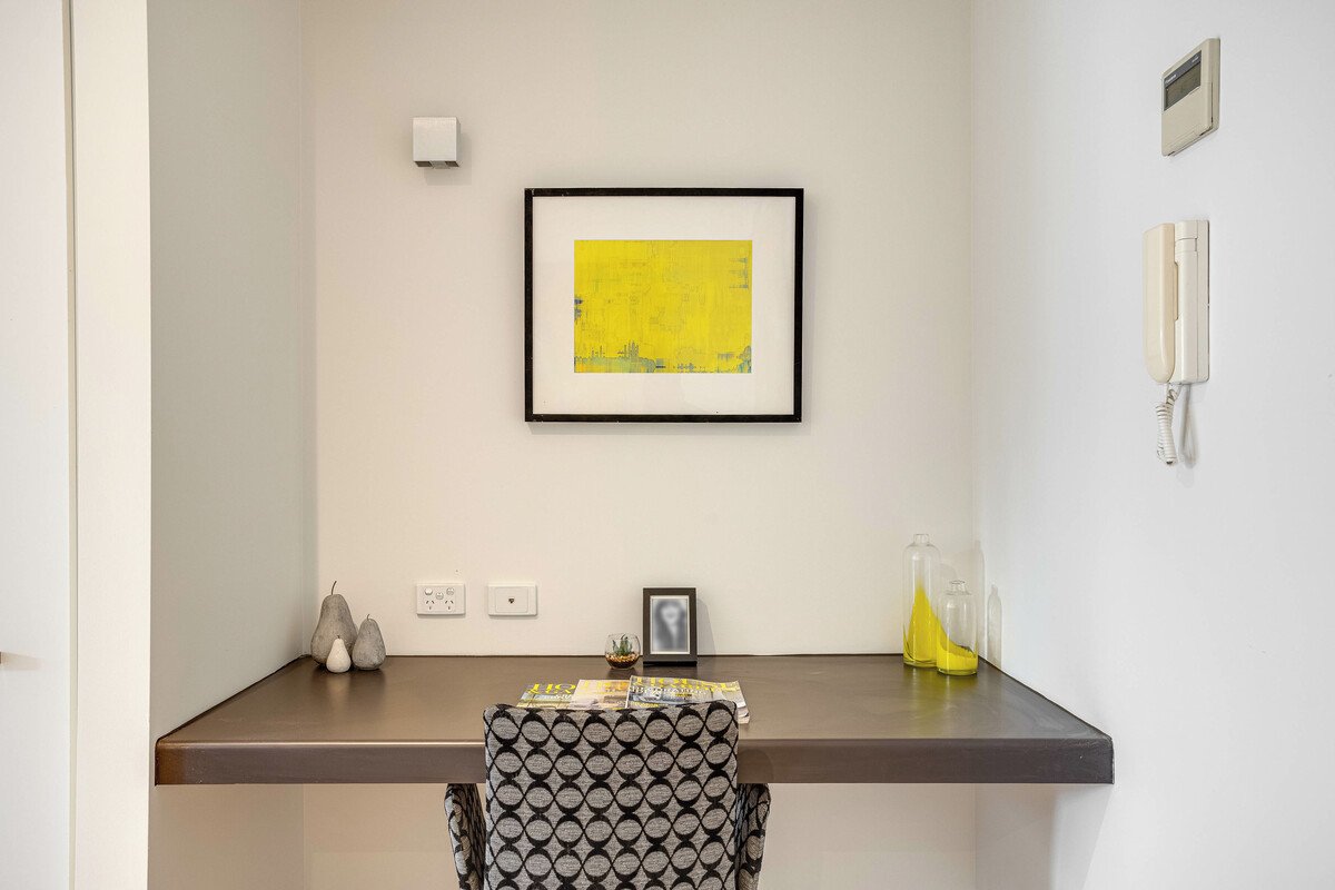 1 / 24 Byron Street NORTH MELBOURNE - Residential for sale